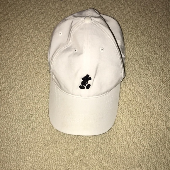 disneyland nike hat